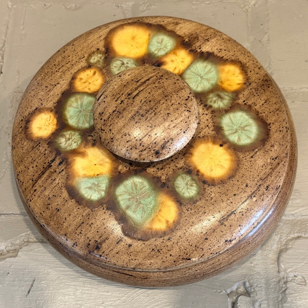 VTG Madeline Originals Handcrafted Ceramic Lidded Dish with‎ Colorful Accents